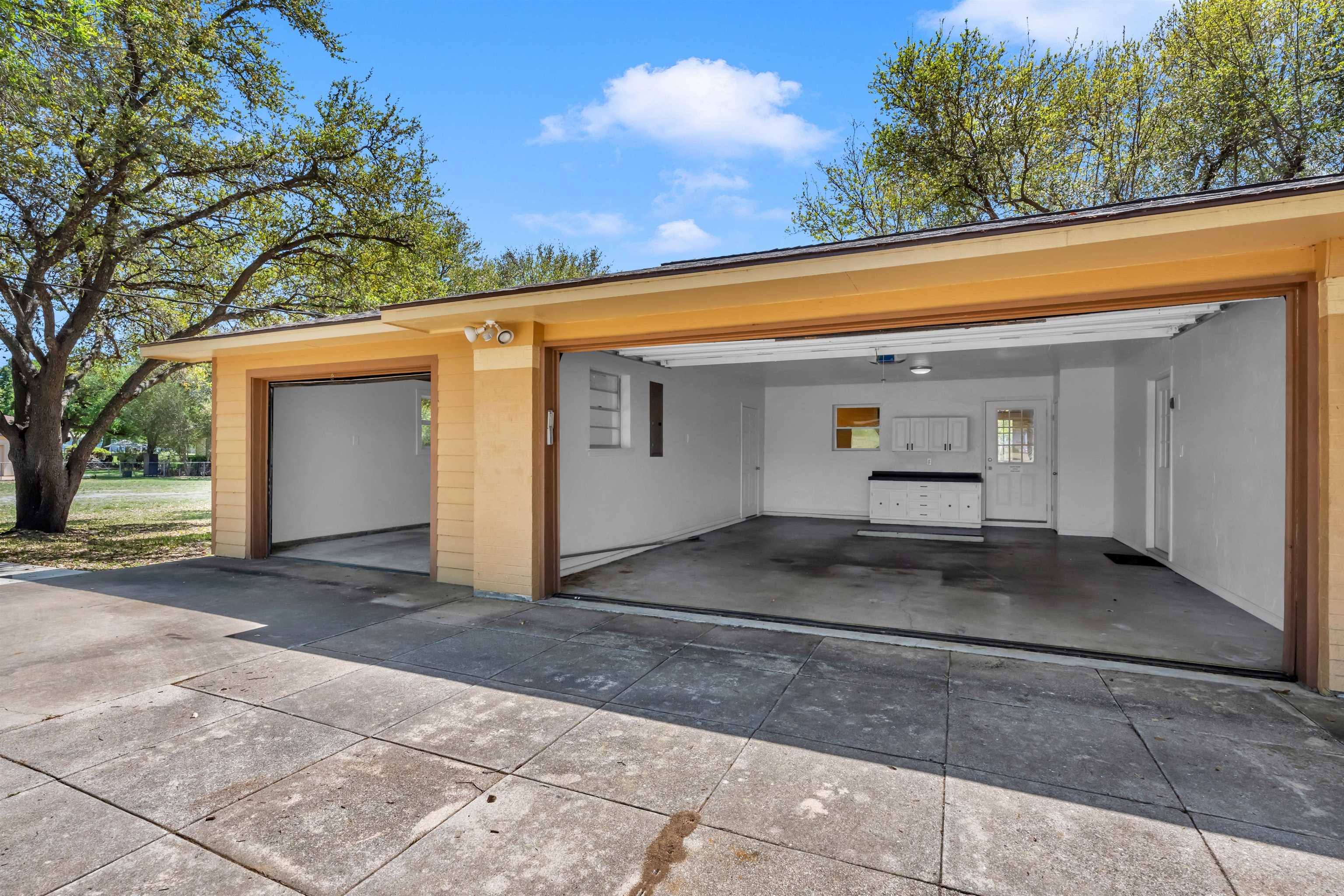 201 W Heron Property Photo 8