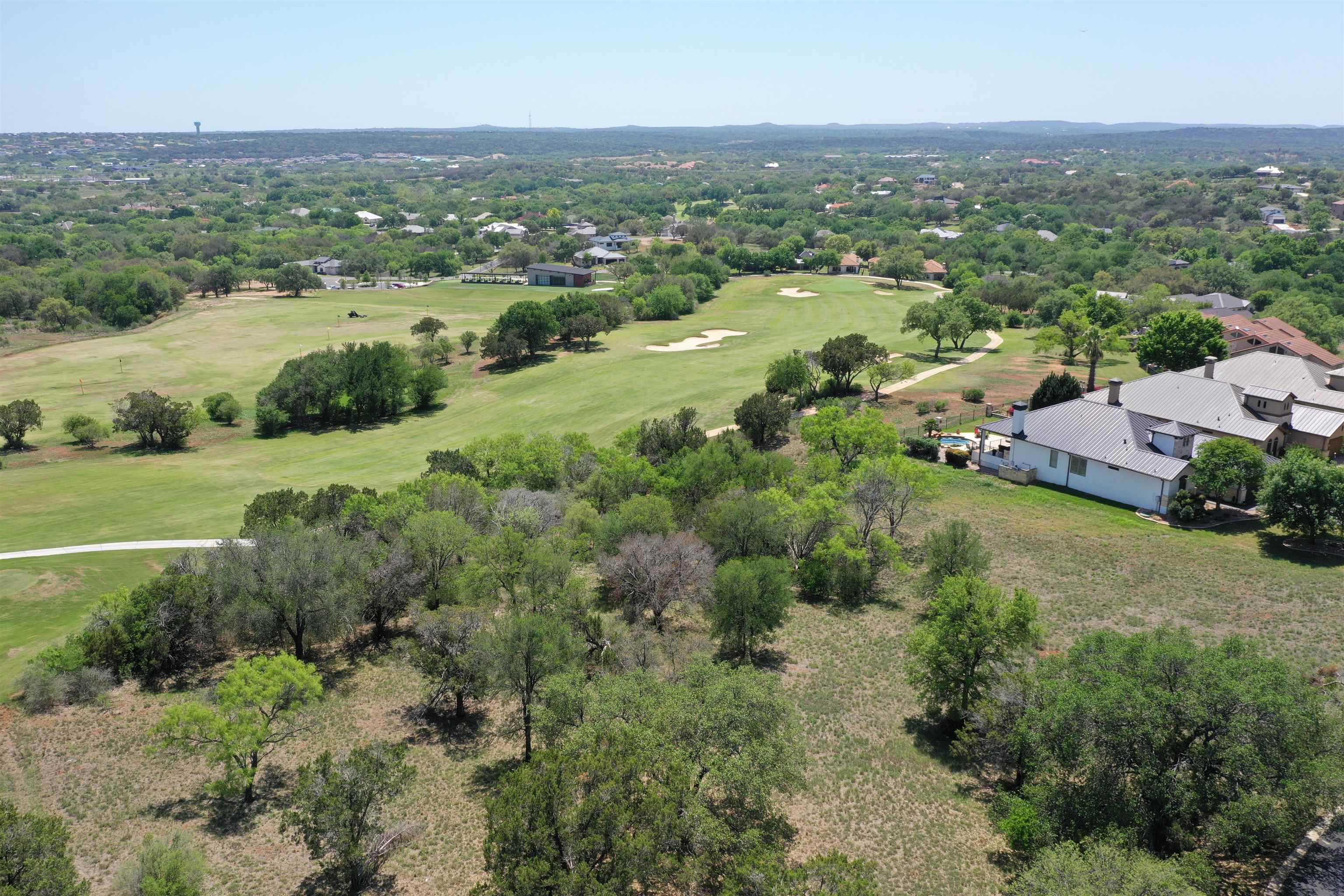 W9026 Sunshine Property Photo 4