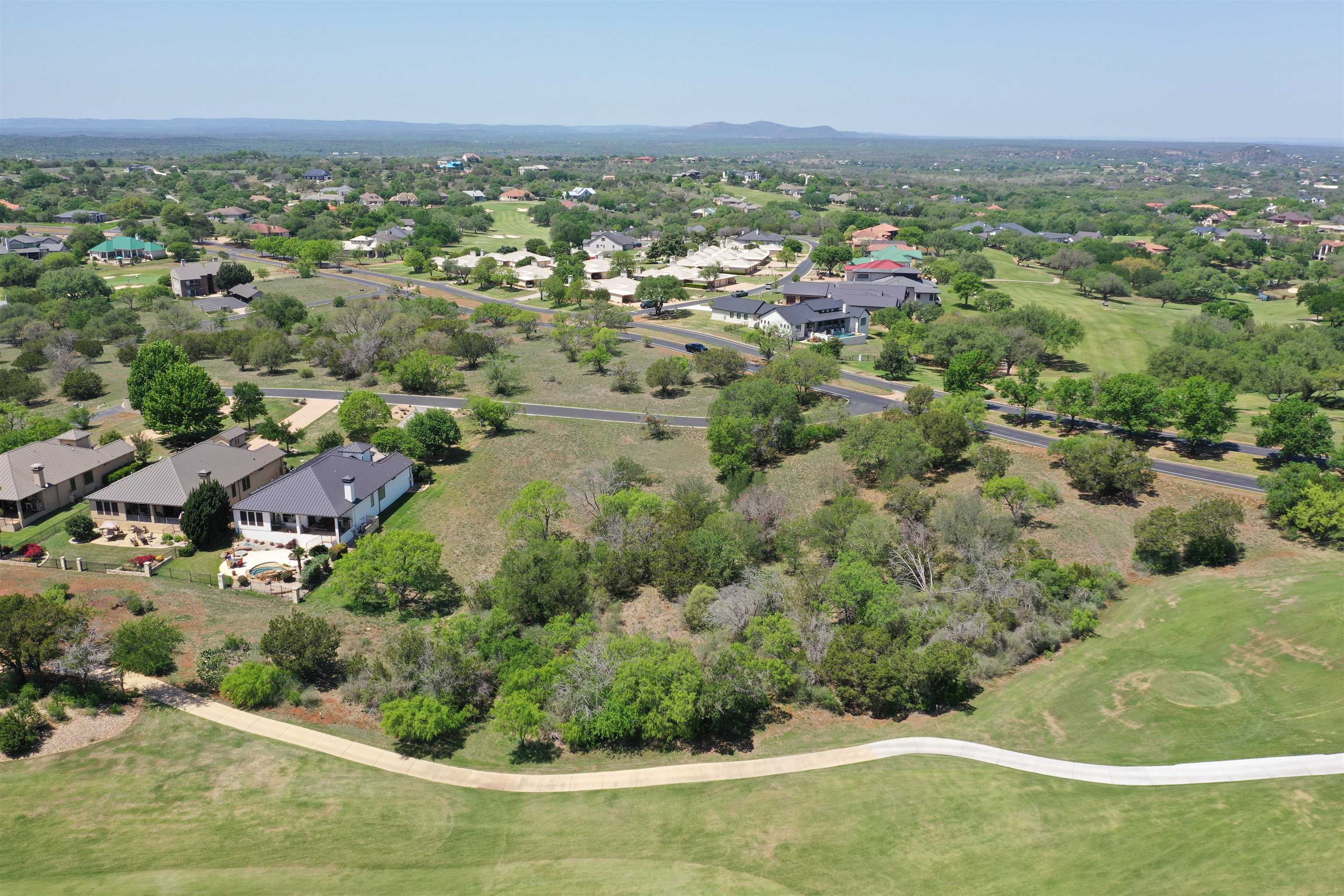 W9026 Sunshine Property Photo 8