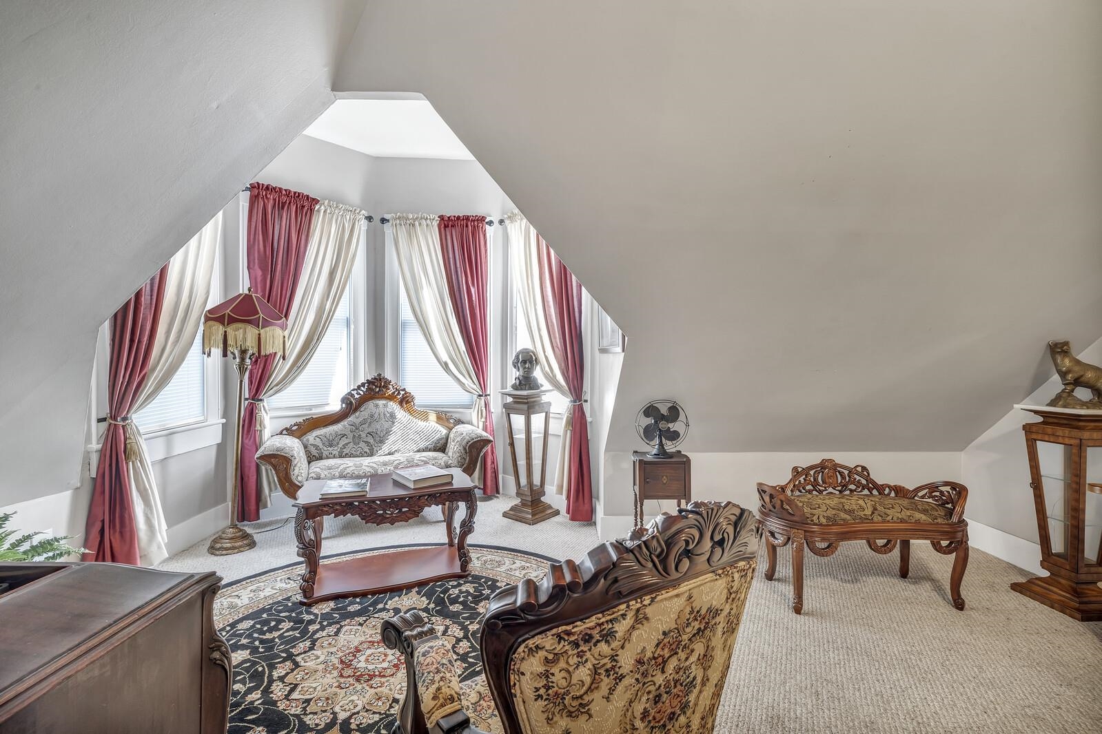 606 S Key Avenue Property Photo 26