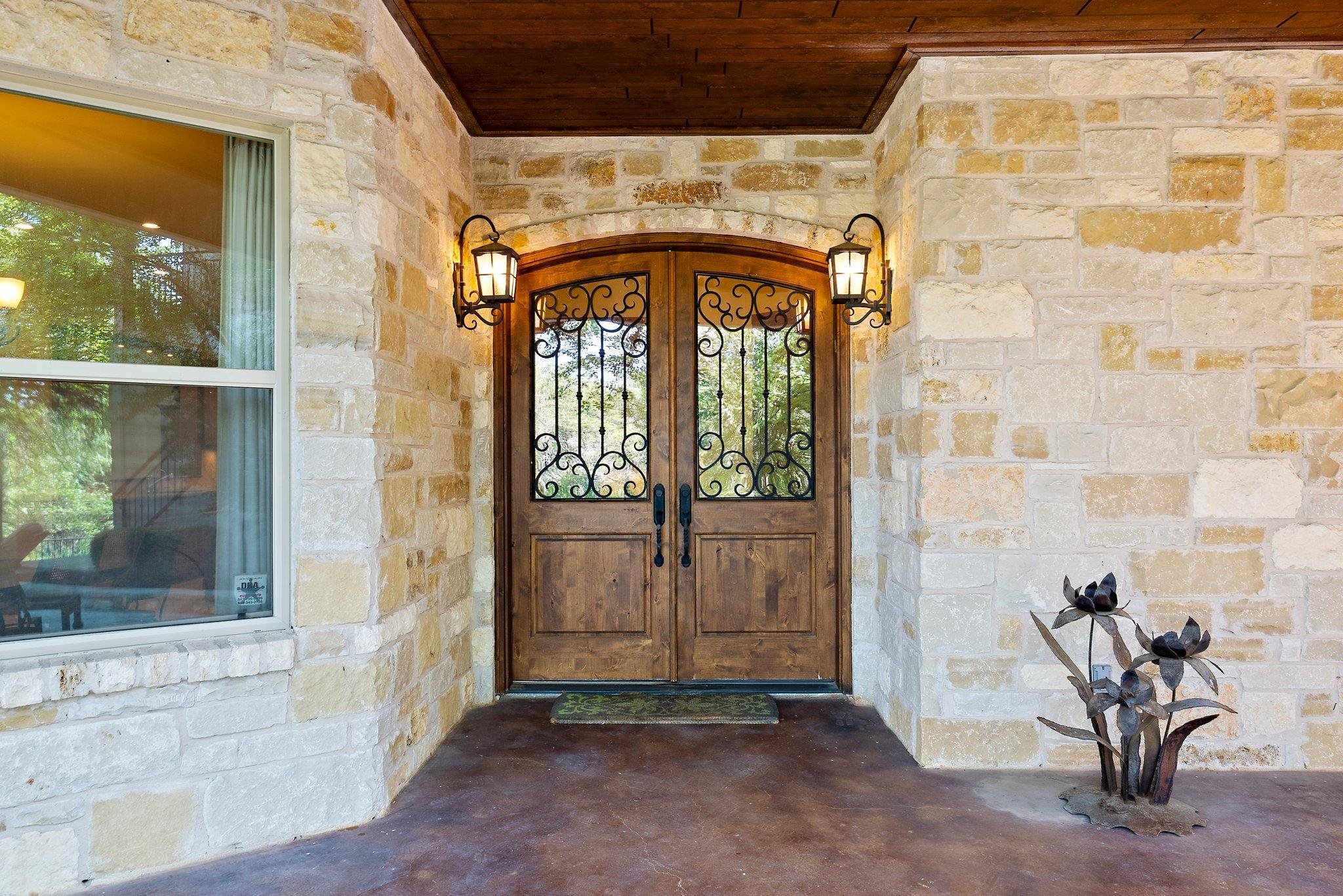 304 Hi Ridge Property Photo 5