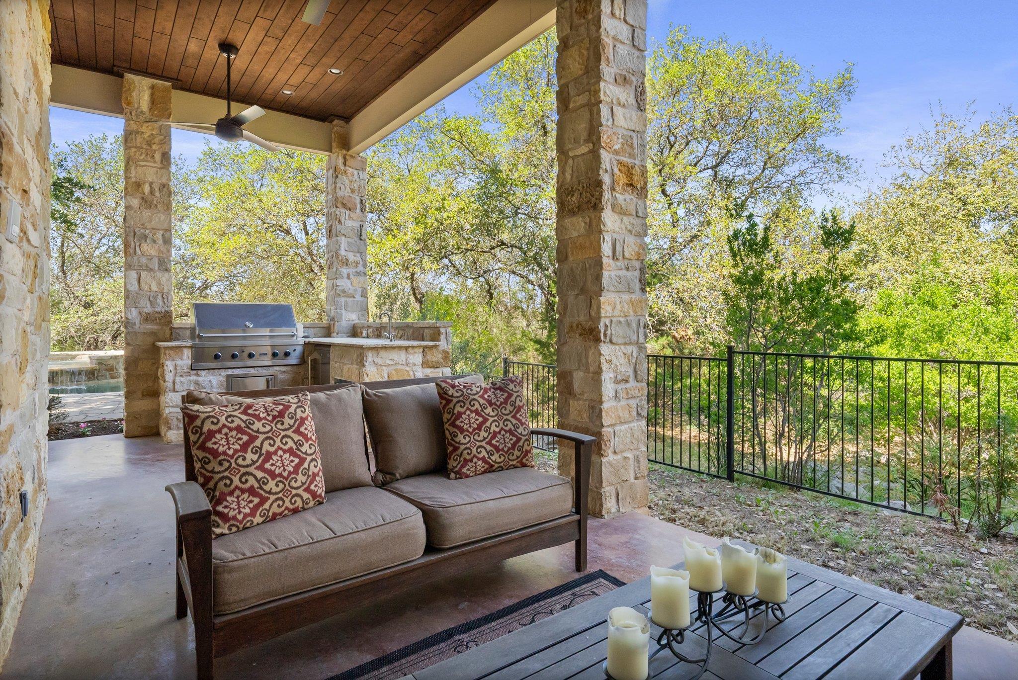 304 Hi Ridge Property Photo 11