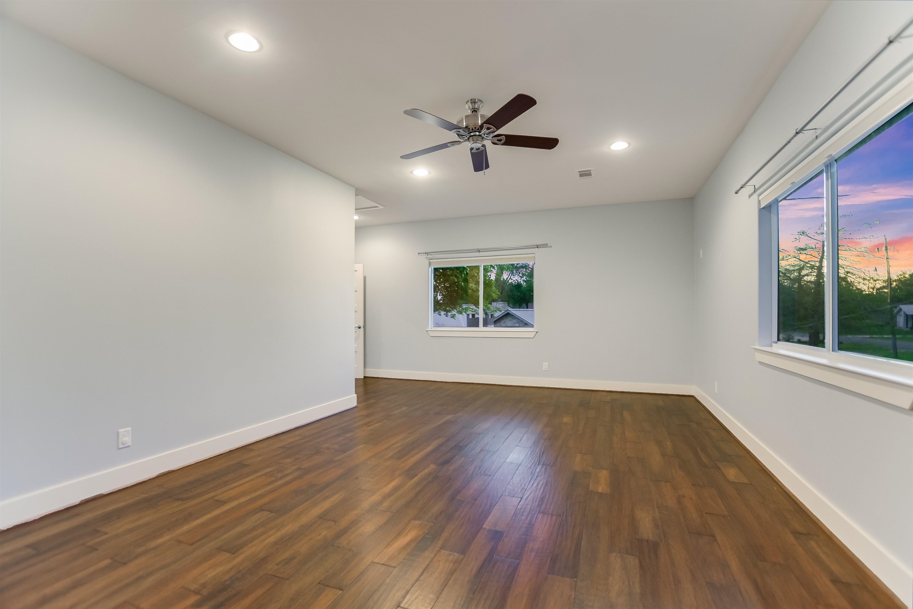 1704 Bluebonnet Property Photo 25