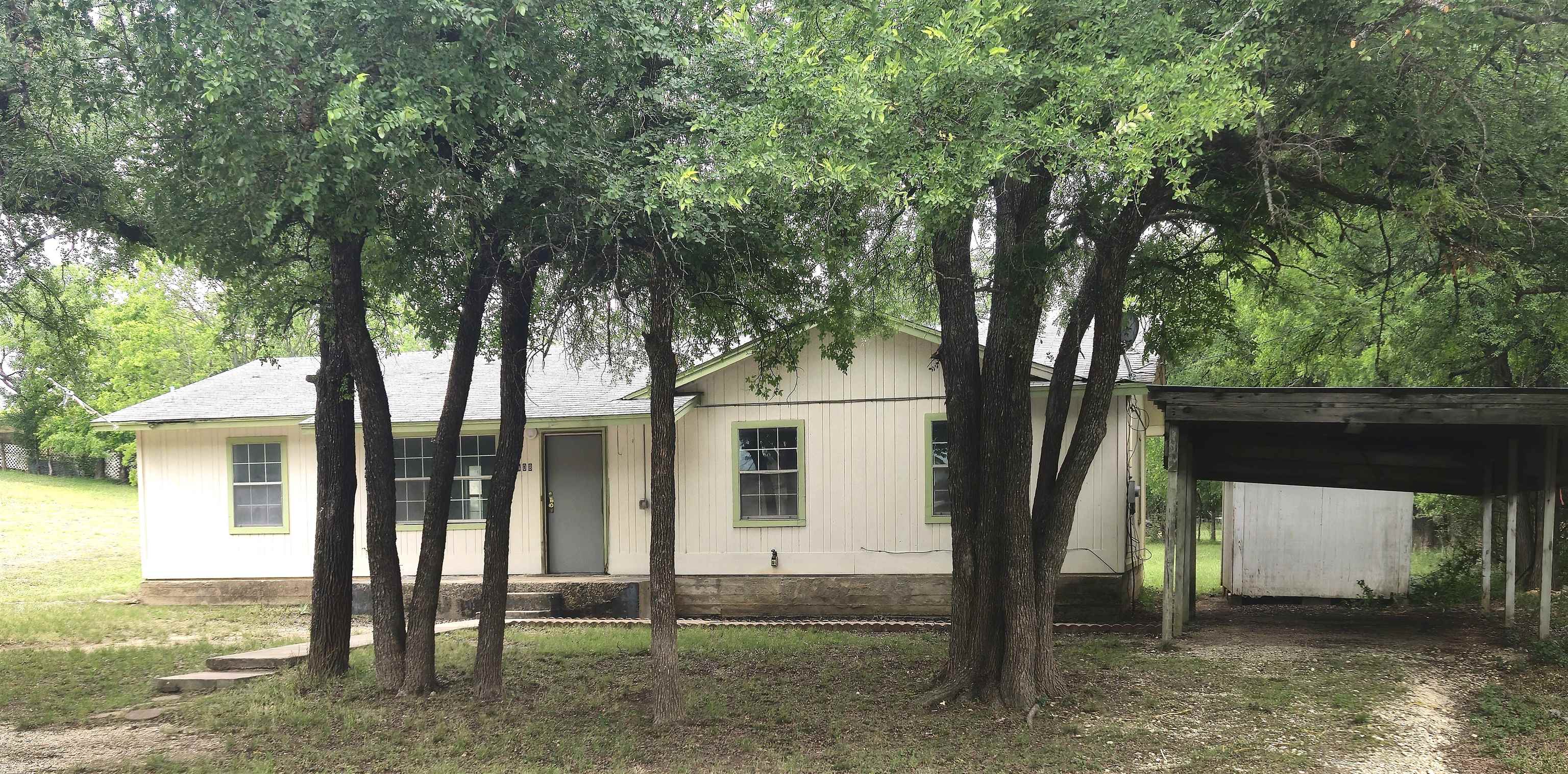 408 N Spring Street Property Photo