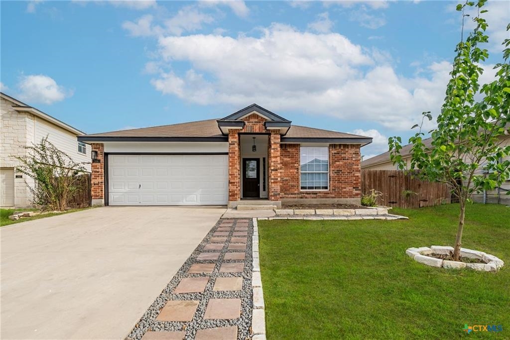 356 Hummingbird Drive Property Photo