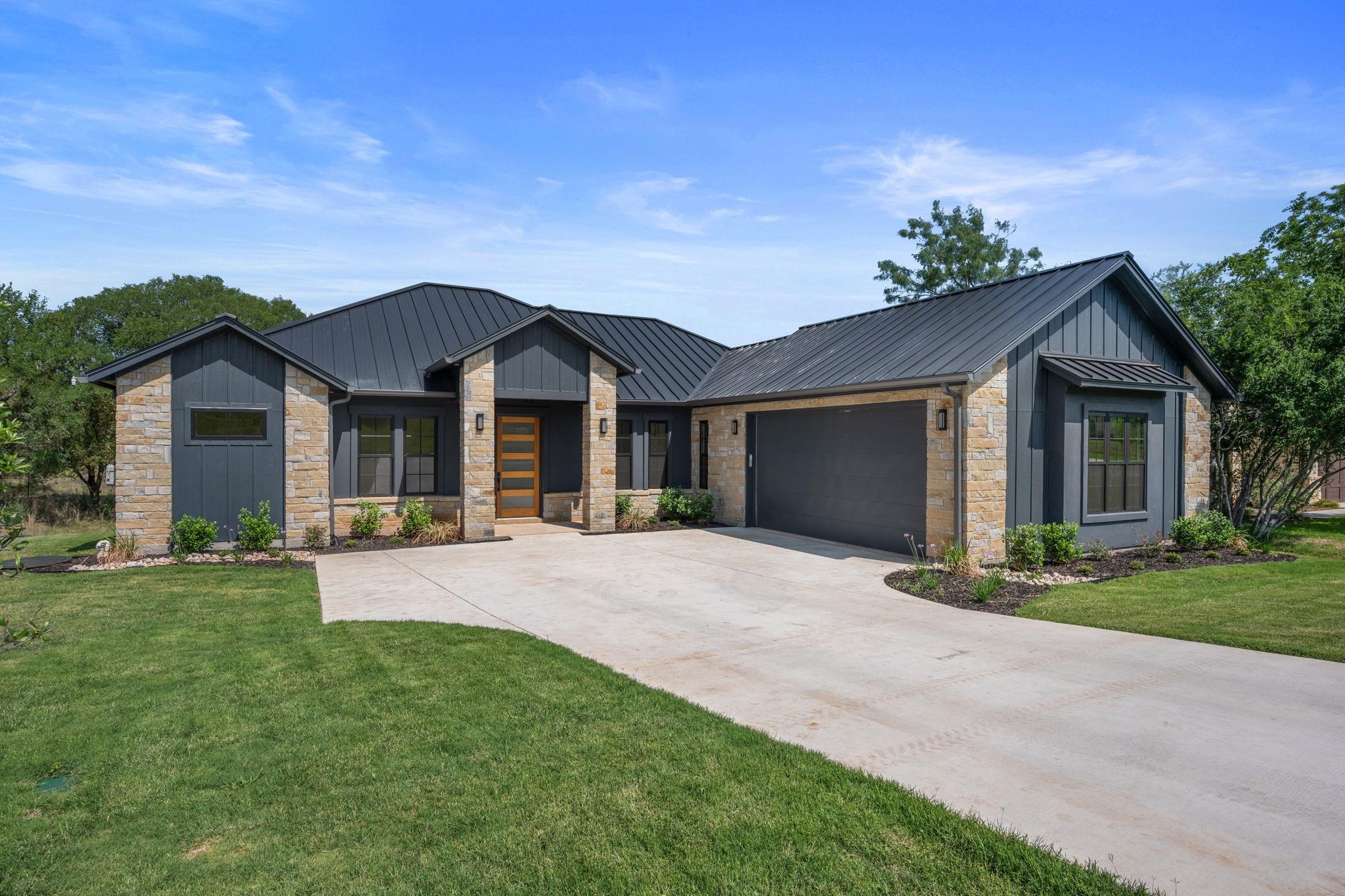 310 Apache Tears Property Photo 1