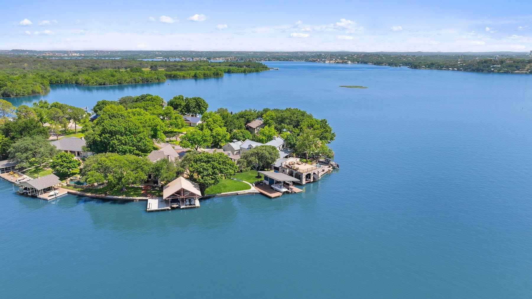 21 Beaver Island Property Photo