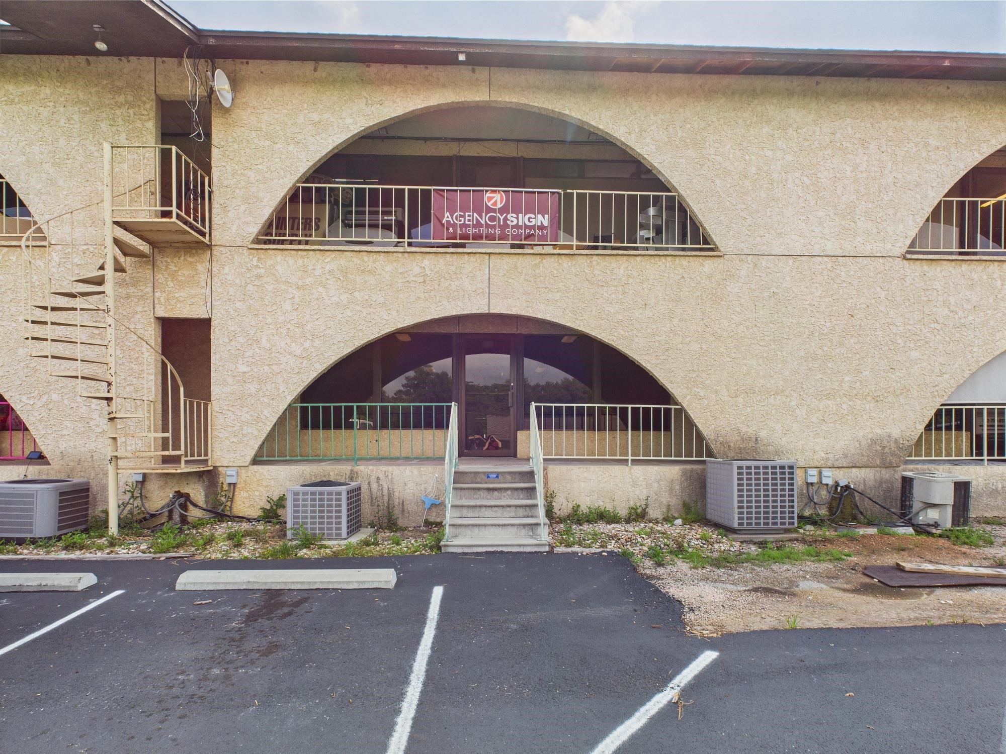 1514 Hwy 281 N Suite 103 Property Photo