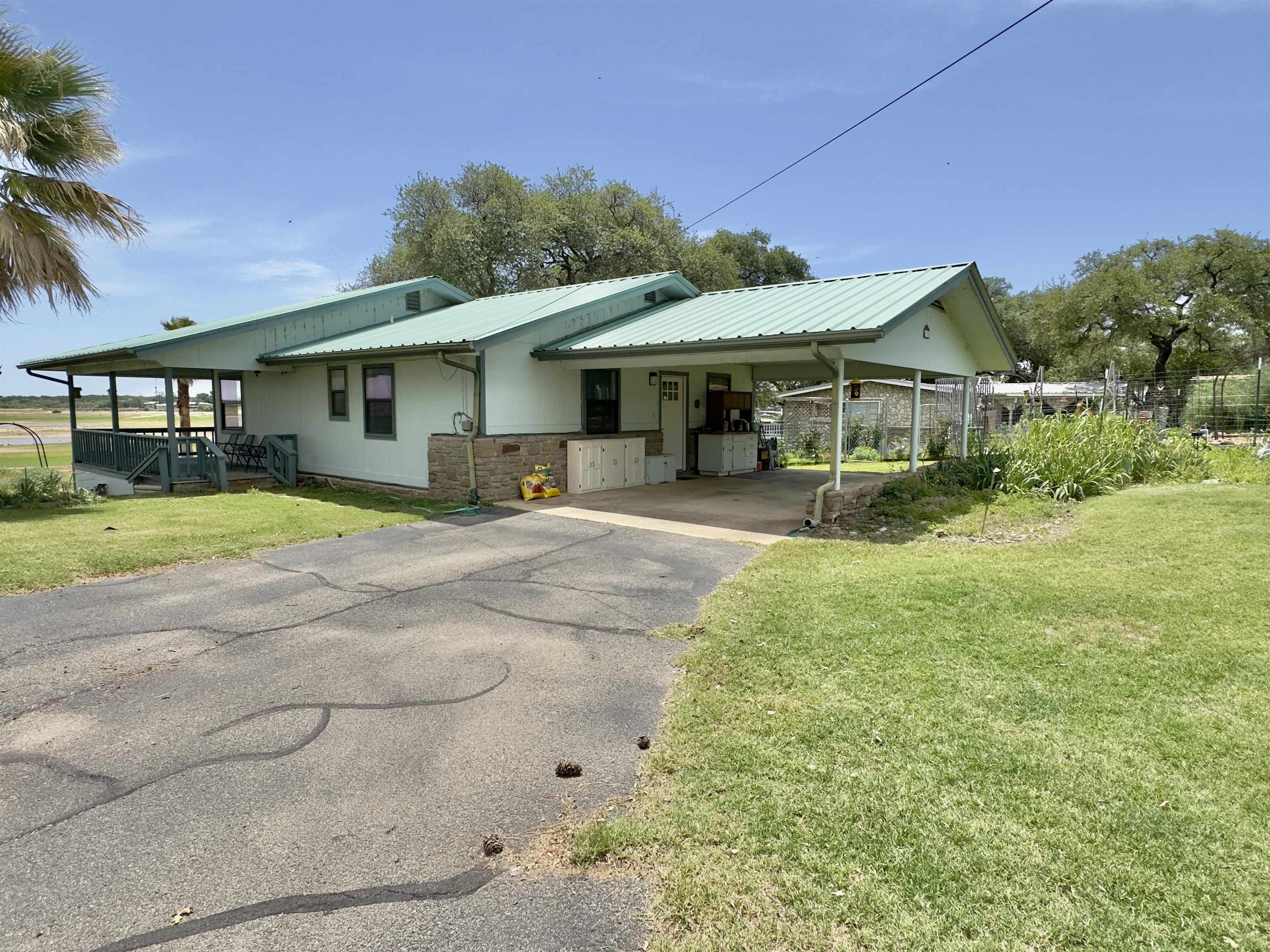 912 Cozy Lane Property Photo