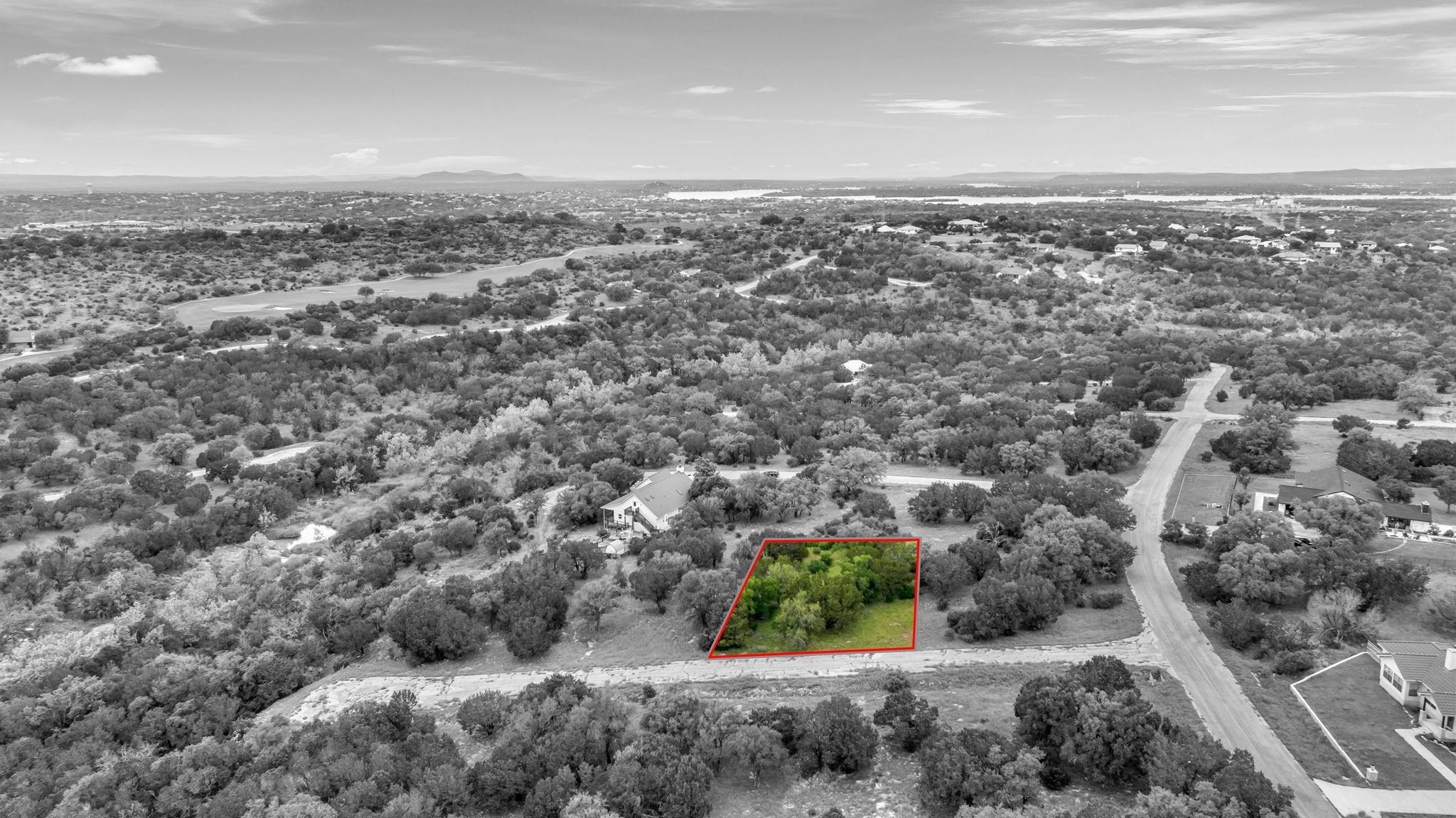 White Tail Run Property Photo 2