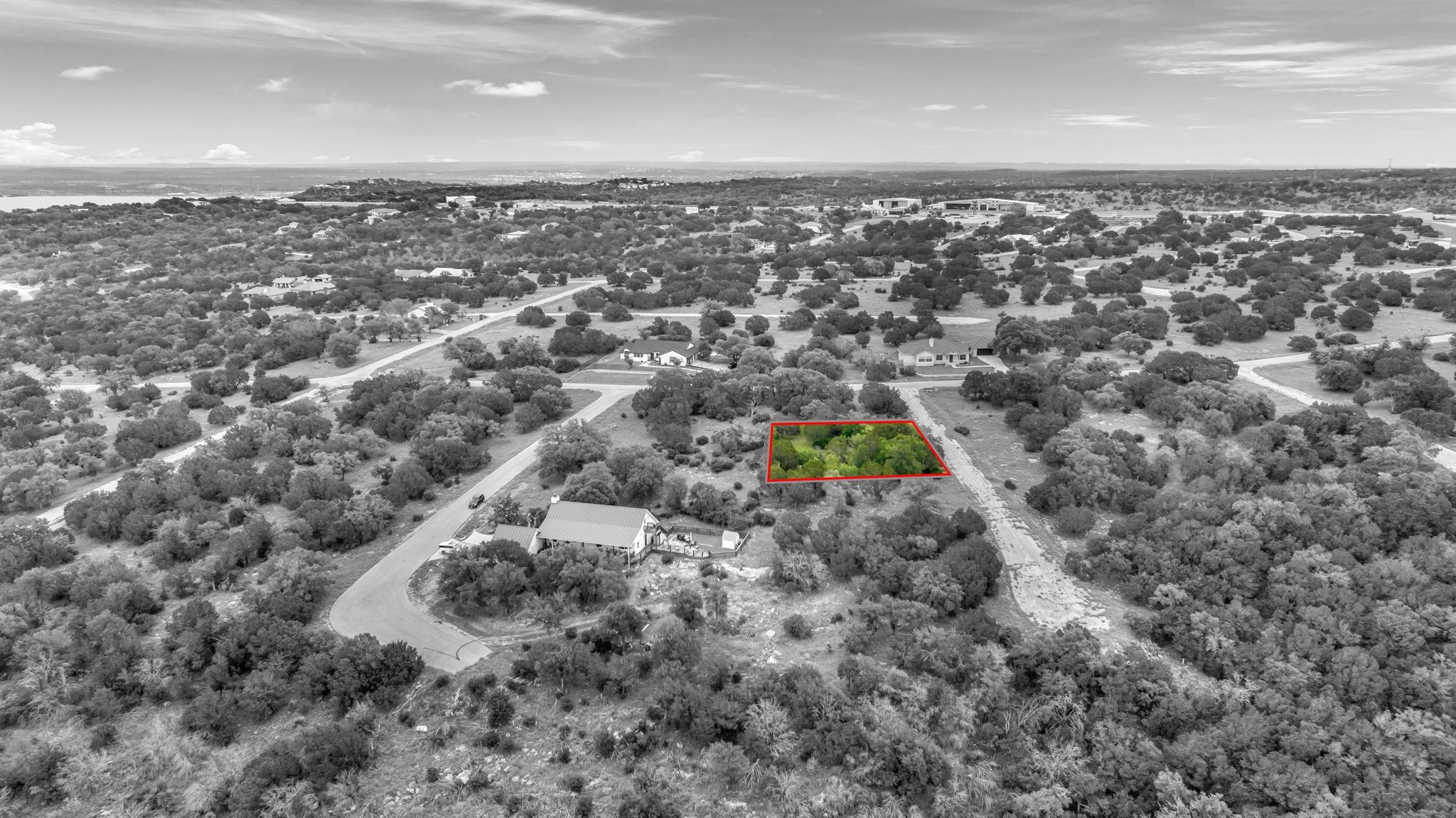 White Tail Run Property Photo 4