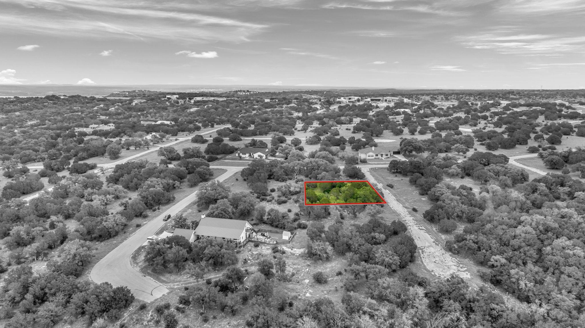White Tail Run Property Photo 5