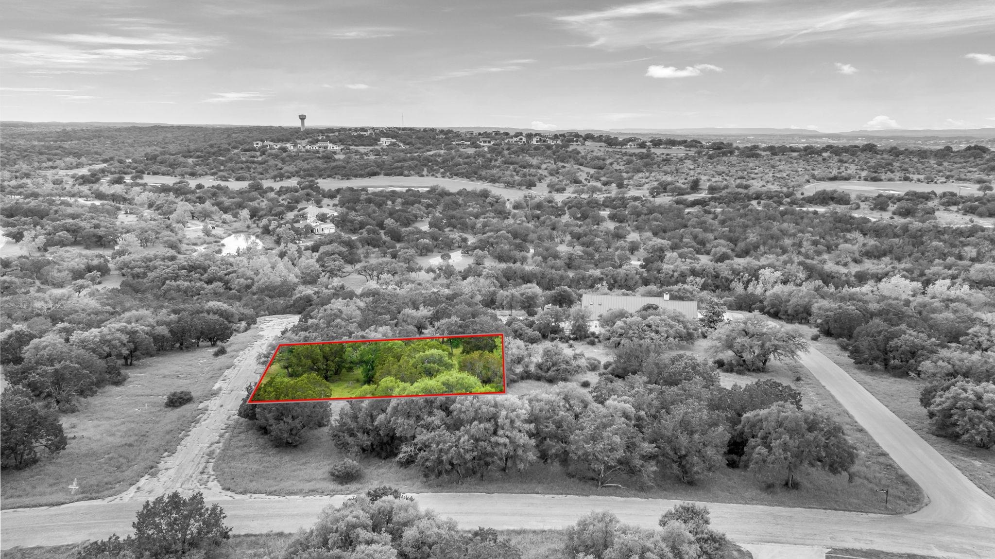White Tail Run Property Photo 9