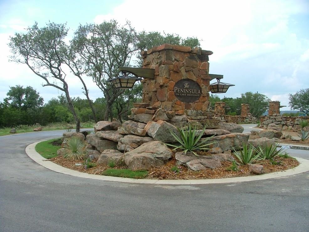 Xxxx Peninsula Drive Property Photo 1