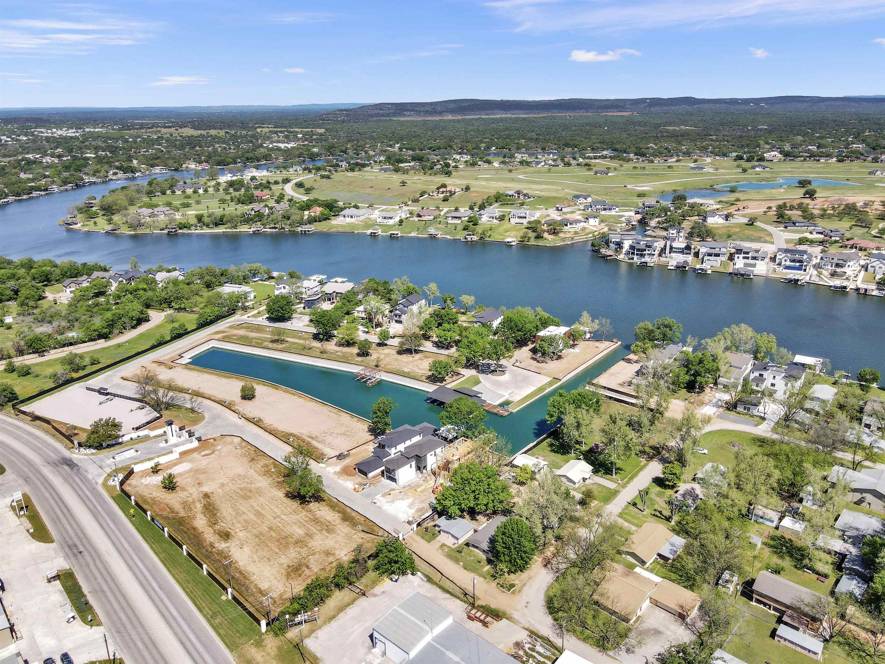 1 Lake Street Property Photo 4