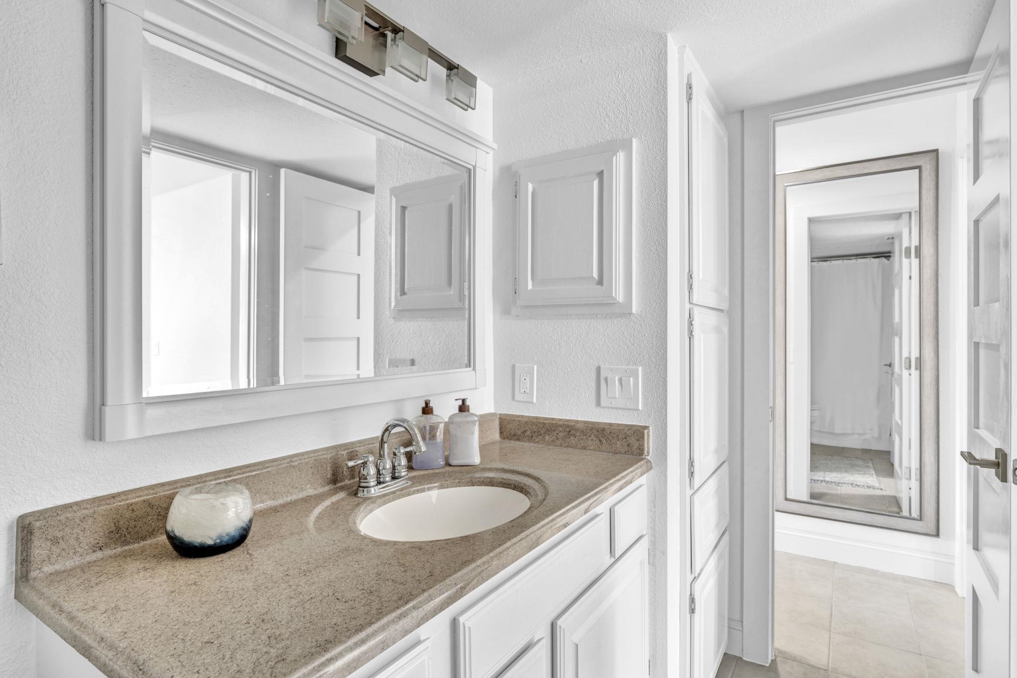 509 Short Circuit Property Photo 16