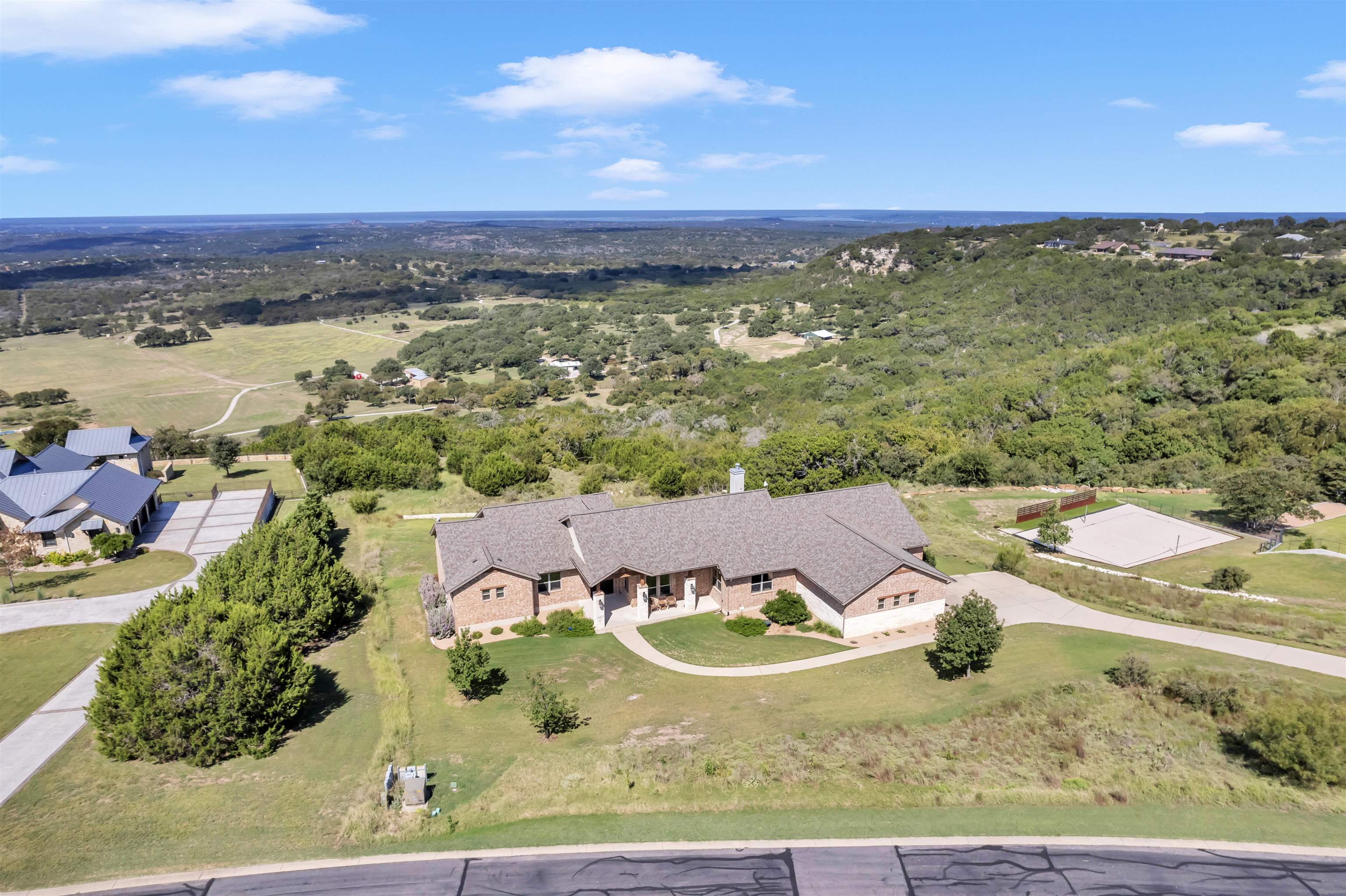 320 Eagle Ridge Property Photo 2