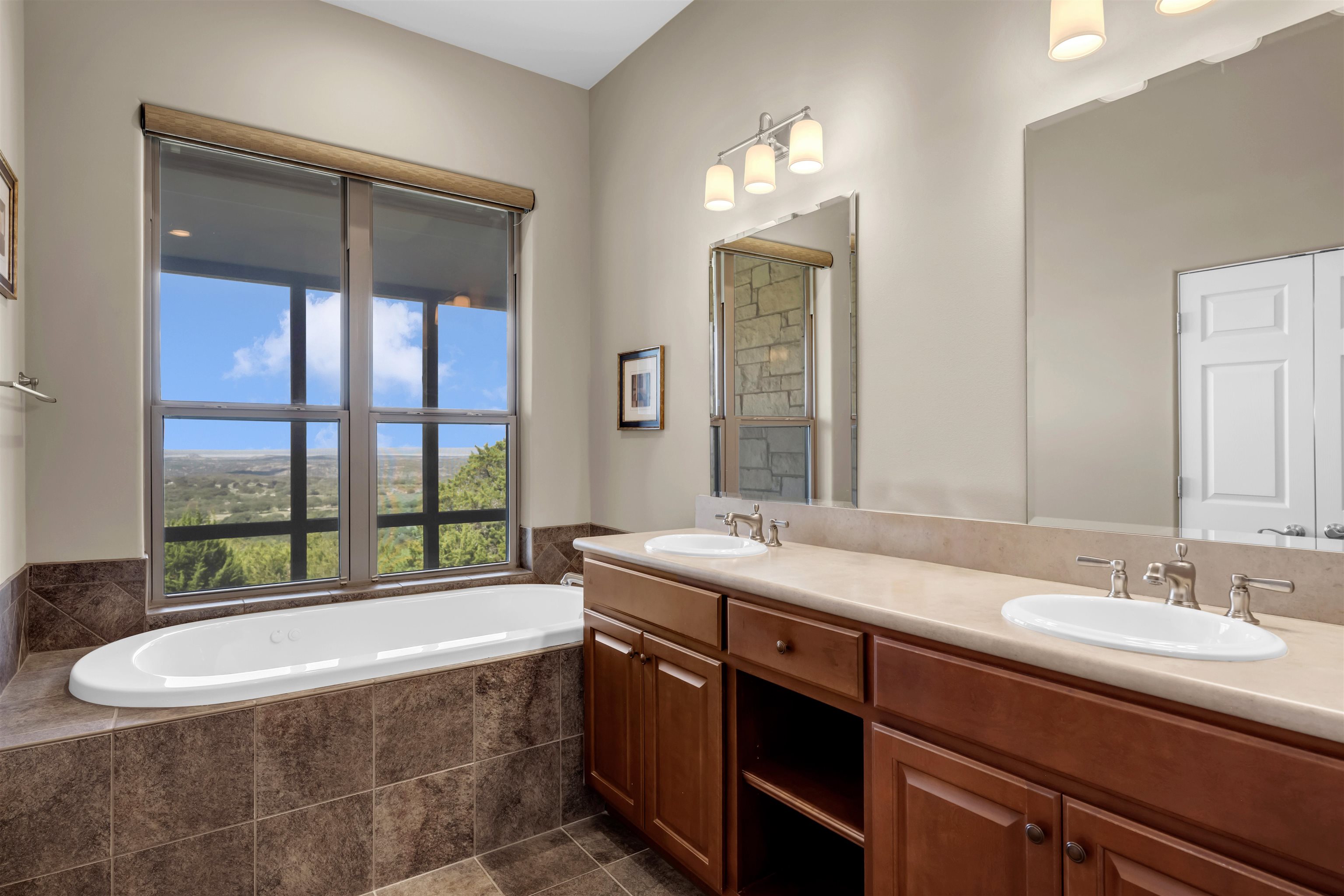 320 Eagle Ridge Property Photo 22
