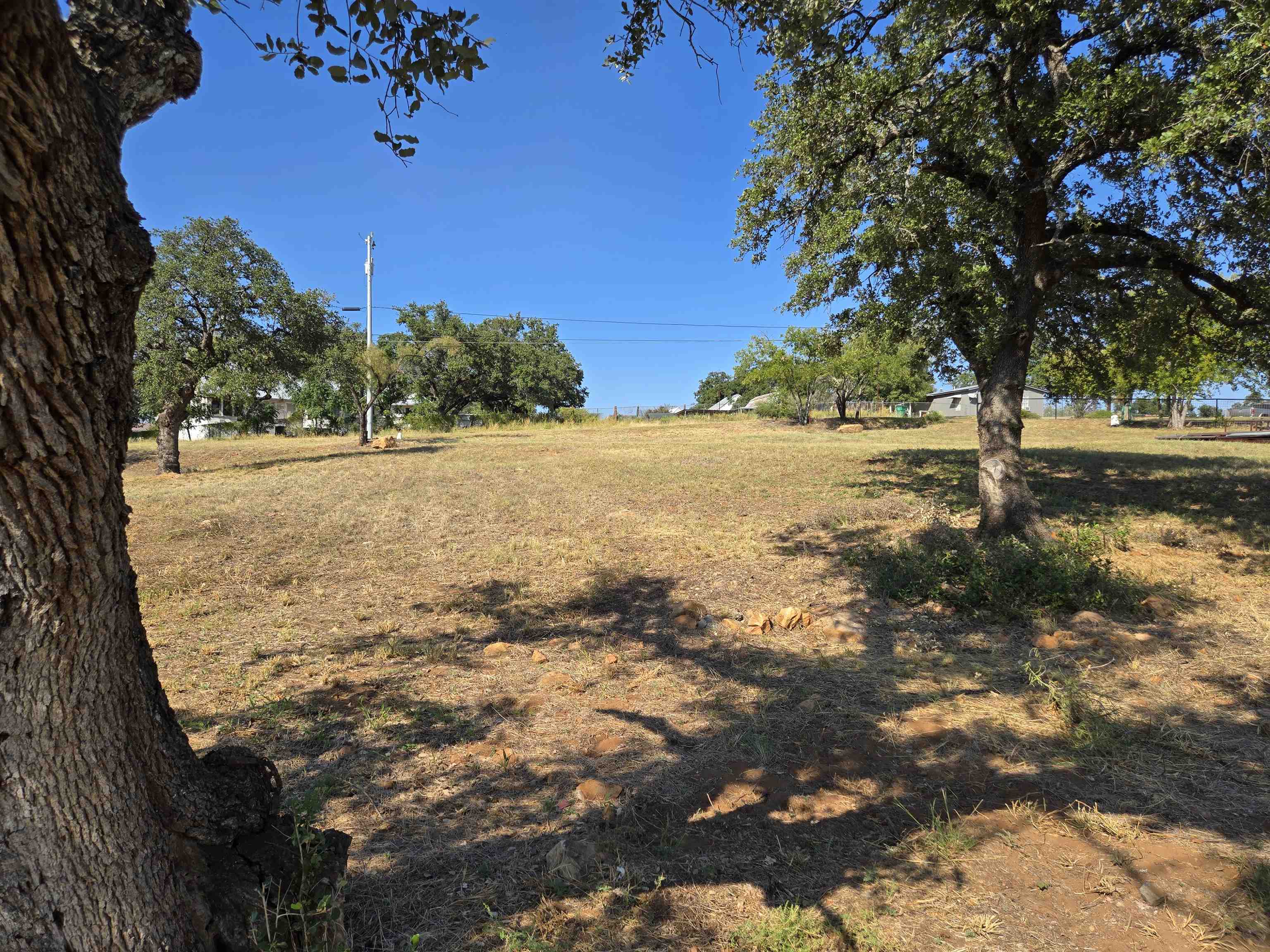 E Tarrant Street Property Photo 12