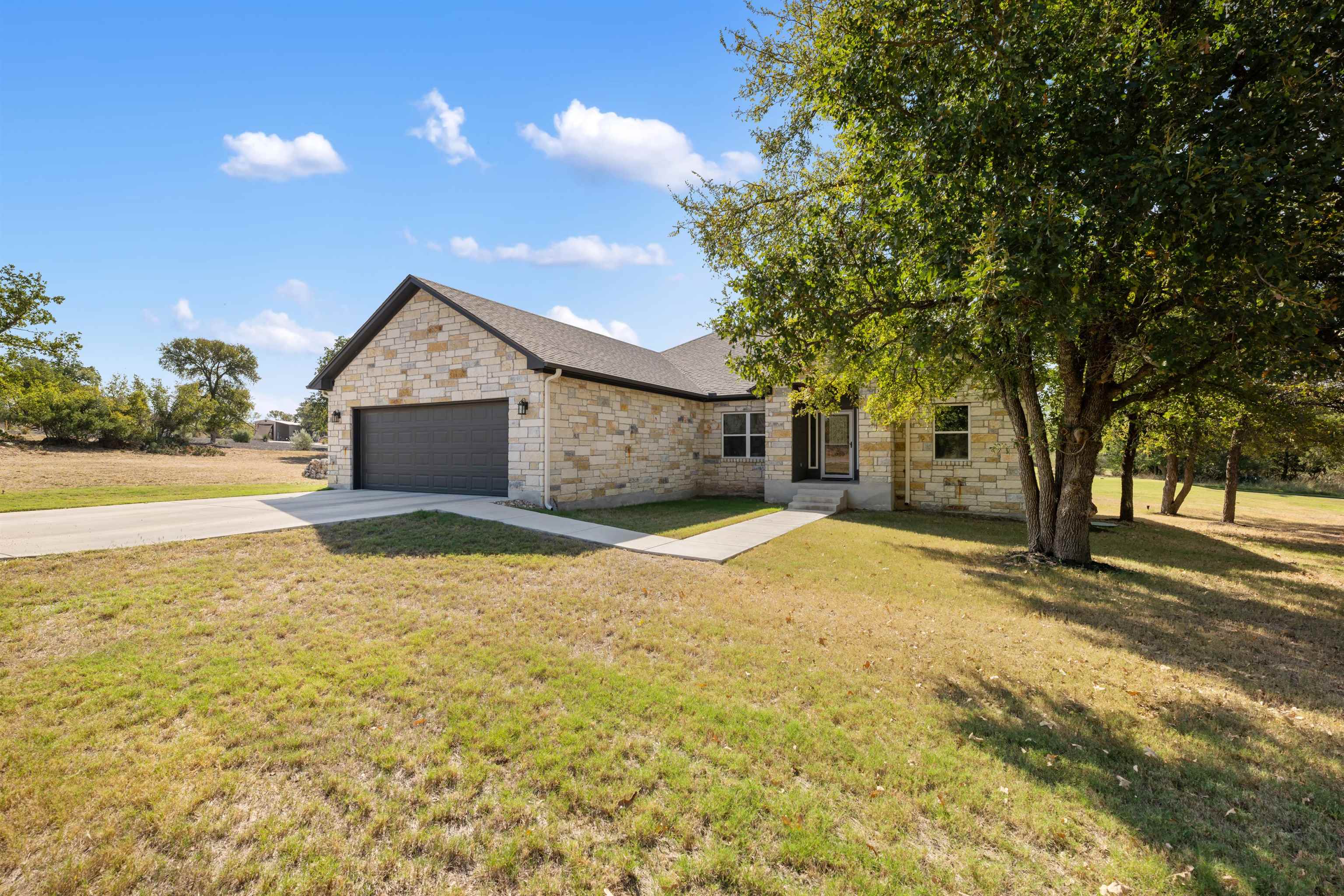 106 Chaumont Property Photo 2