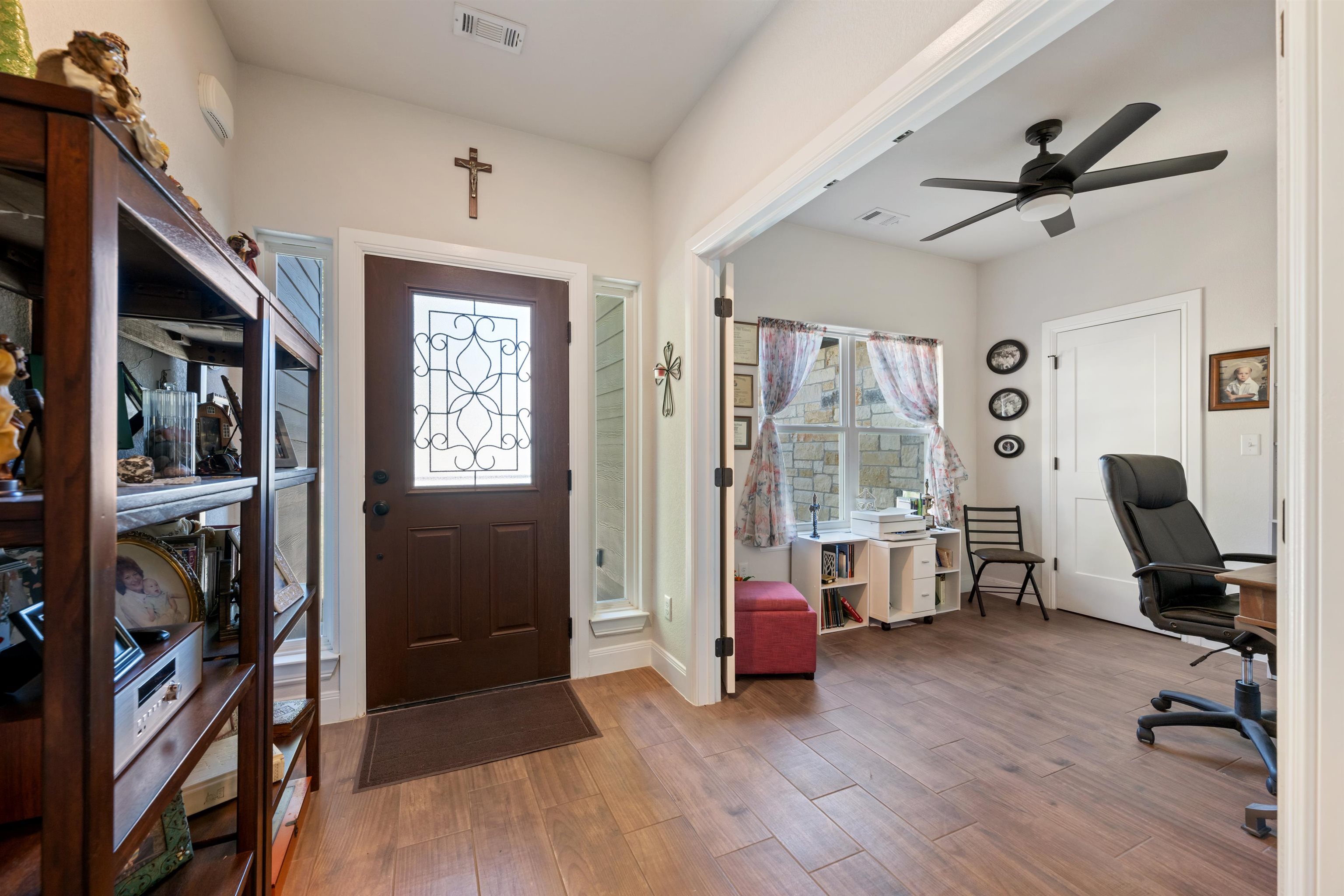 106 Chaumont Property Photo 7