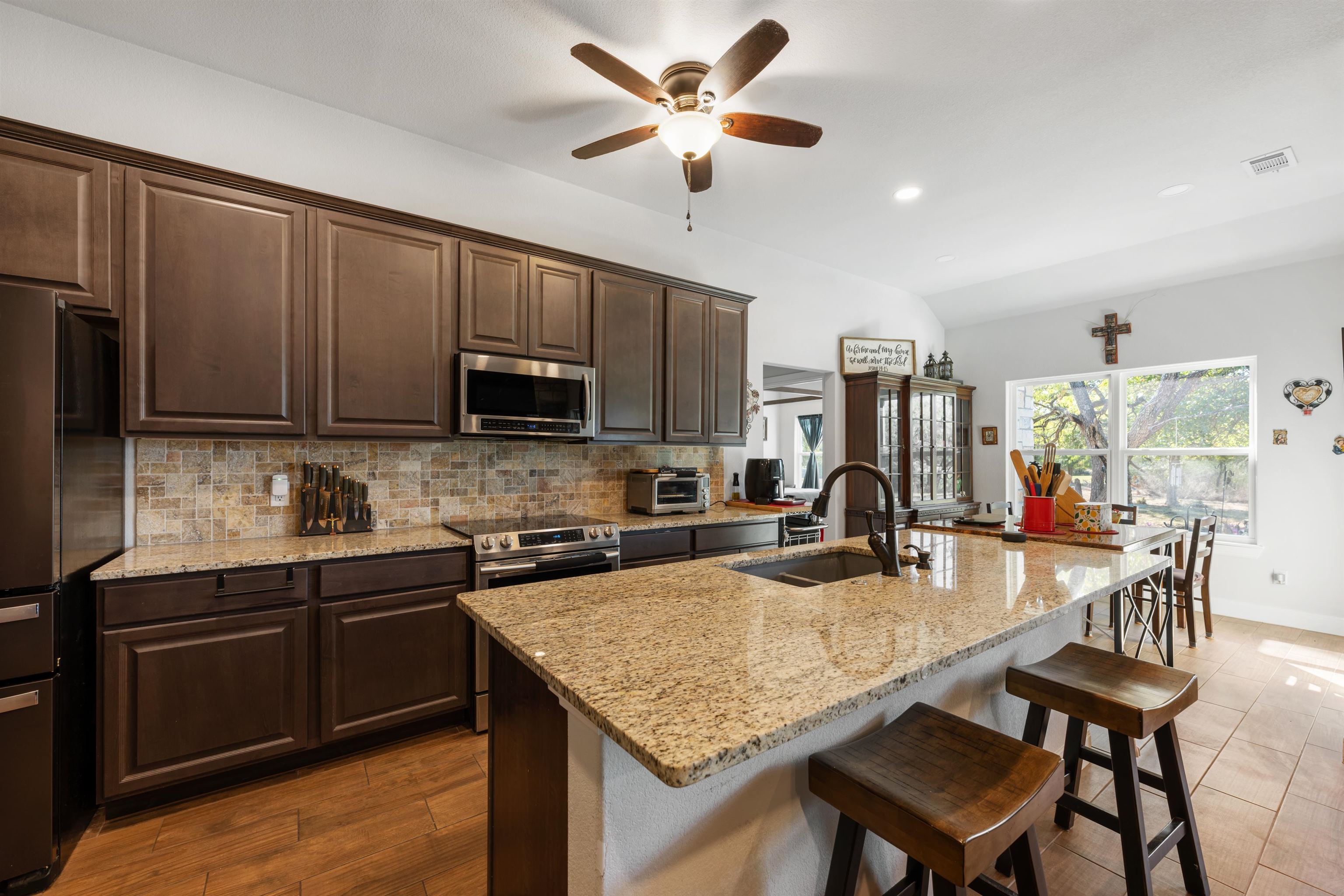 106 Chaumont Property Photo 10