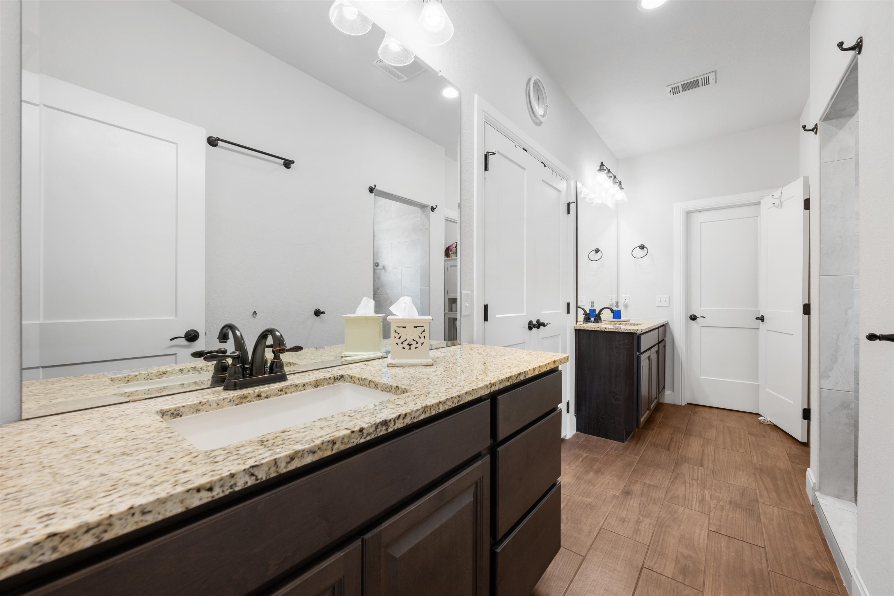 106 Chaumont Property Photo 20