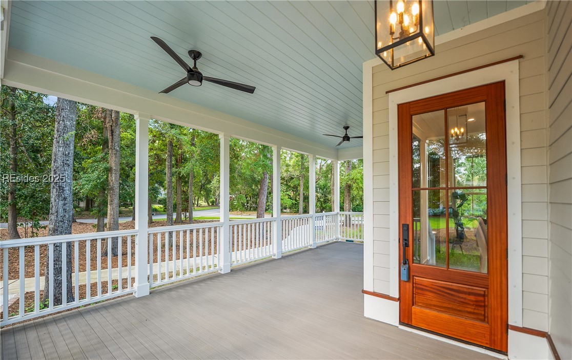 209 Harborview Drive Property Photo 4