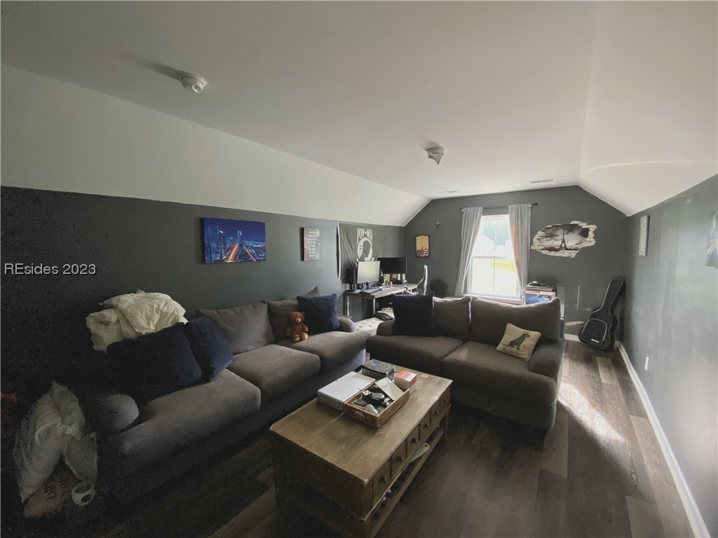 1031 Innovation S Drive Property Photo 16