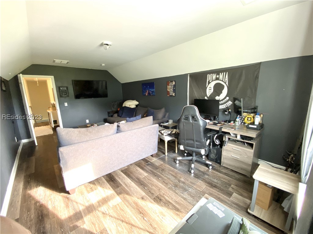 1031 Innovation S Drive Property Photo 18