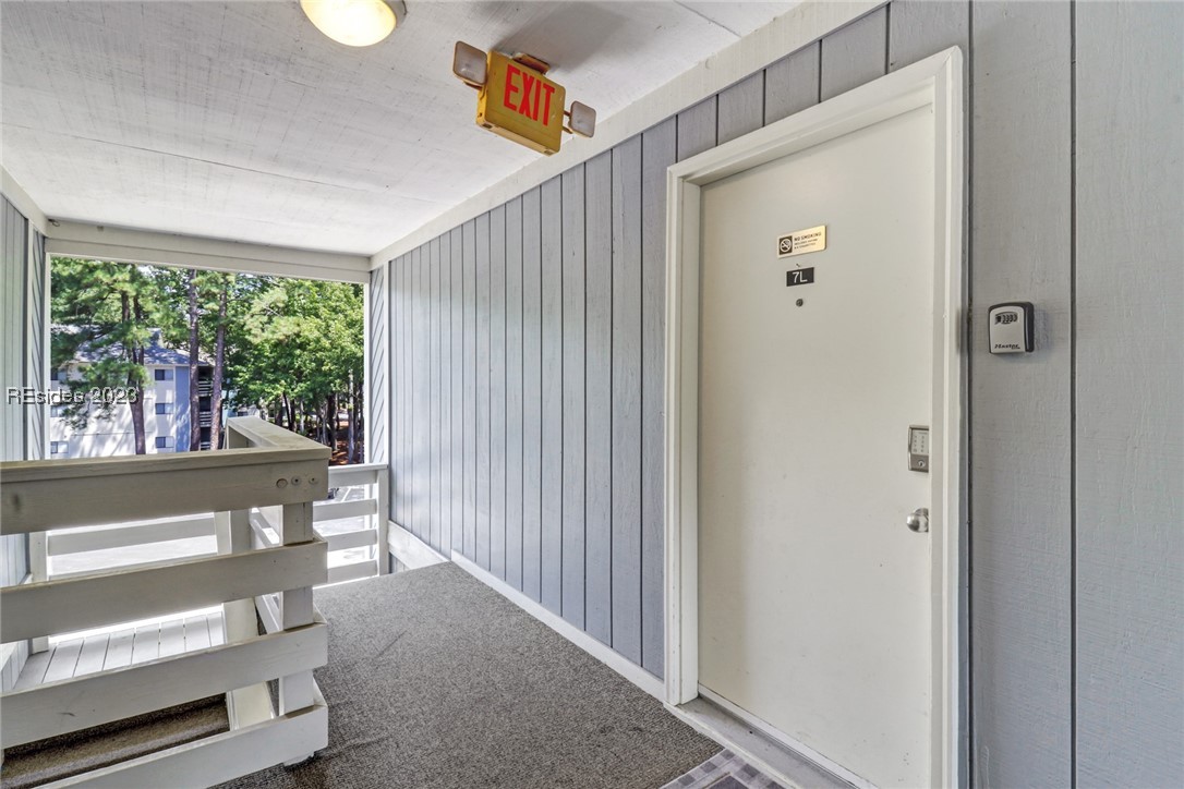 45 Folly Field Road 7L Property Photo 1