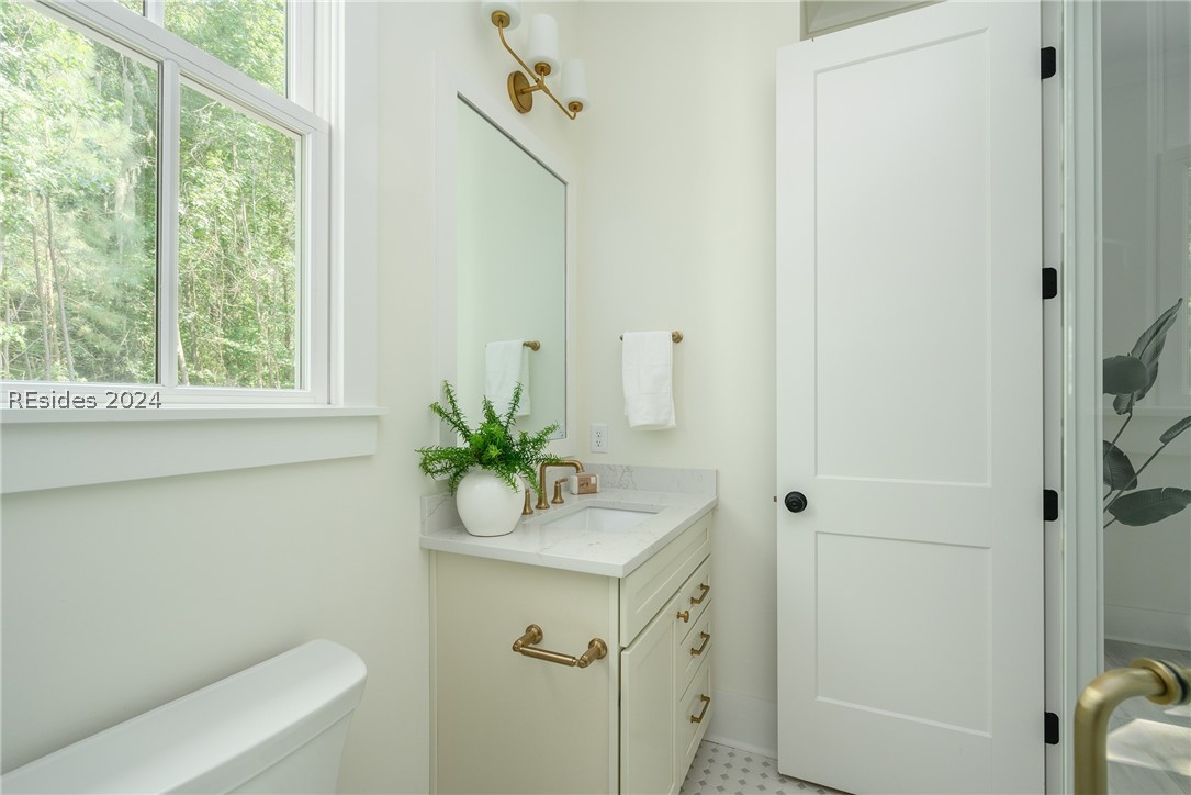 10 Dolphin Lane Property Photo 34