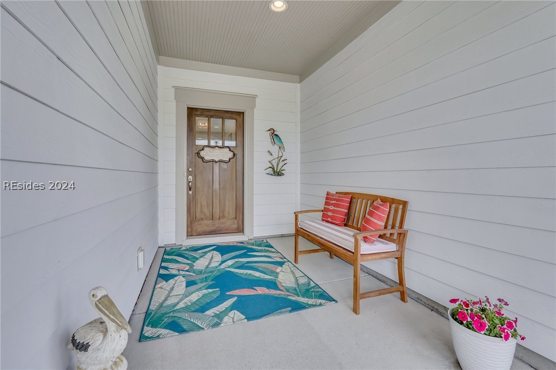 249 Canterbury Court Property Photo 7