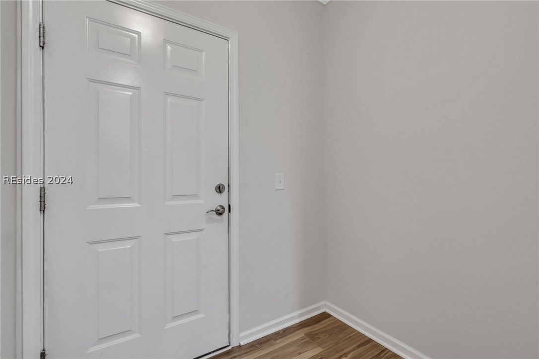 555 Promenade Lane Property Photo 35