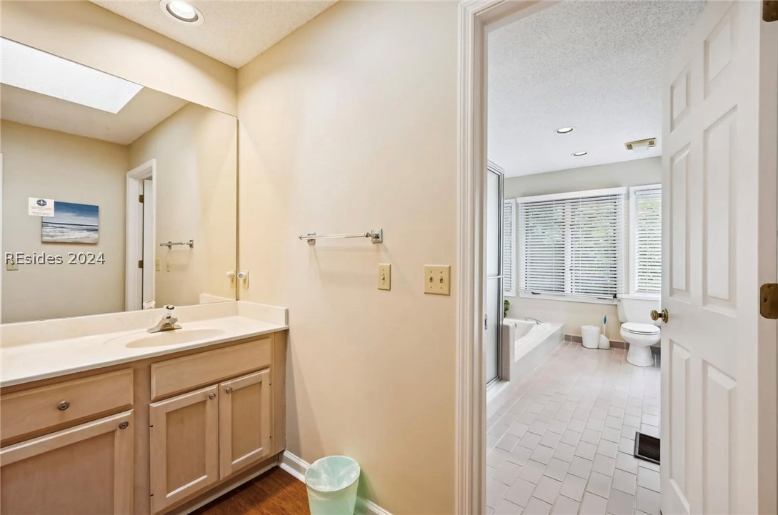 4 Catboat Property Photo 16