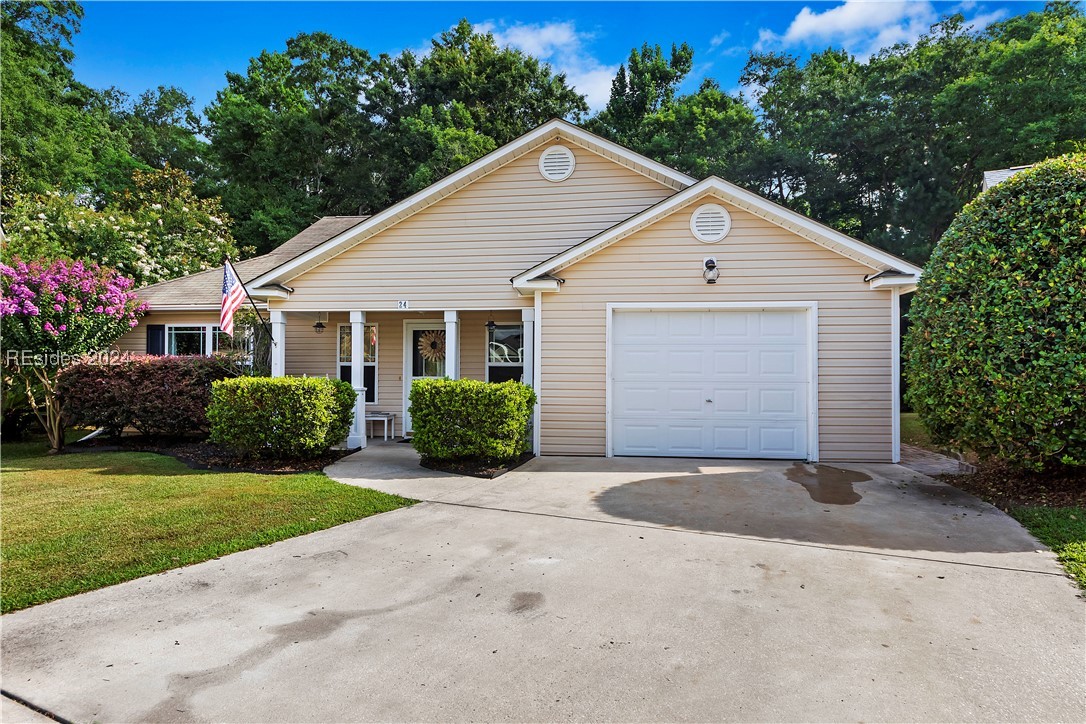 24 Broadland Circle Property Photo 1