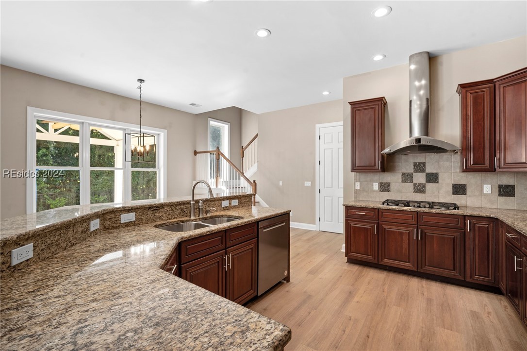 257 Farnsleigh Avenue Property Photo 16