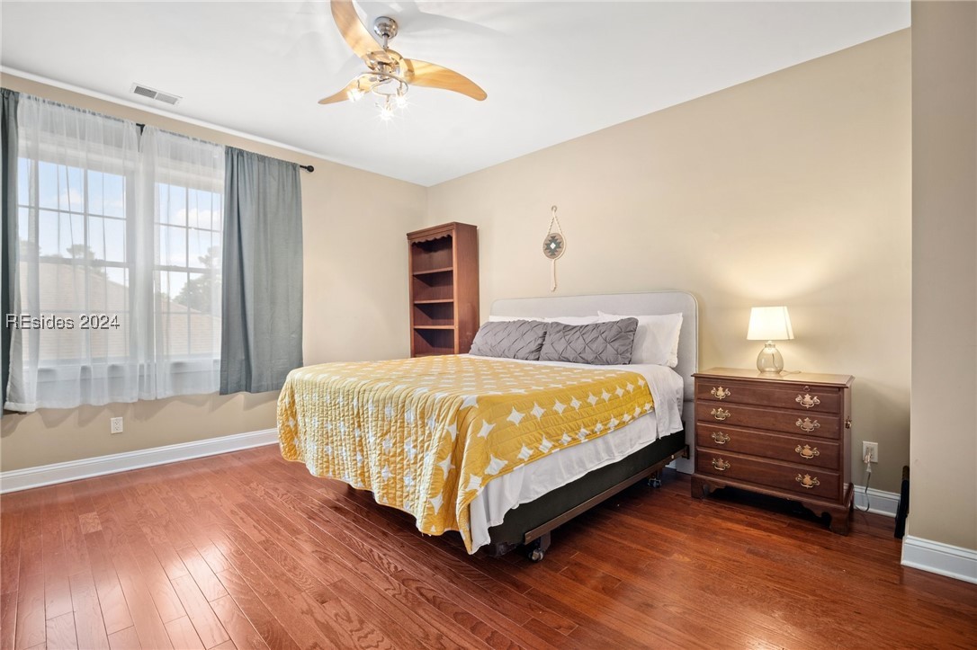 257 Farnsleigh Avenue Property Photo 35