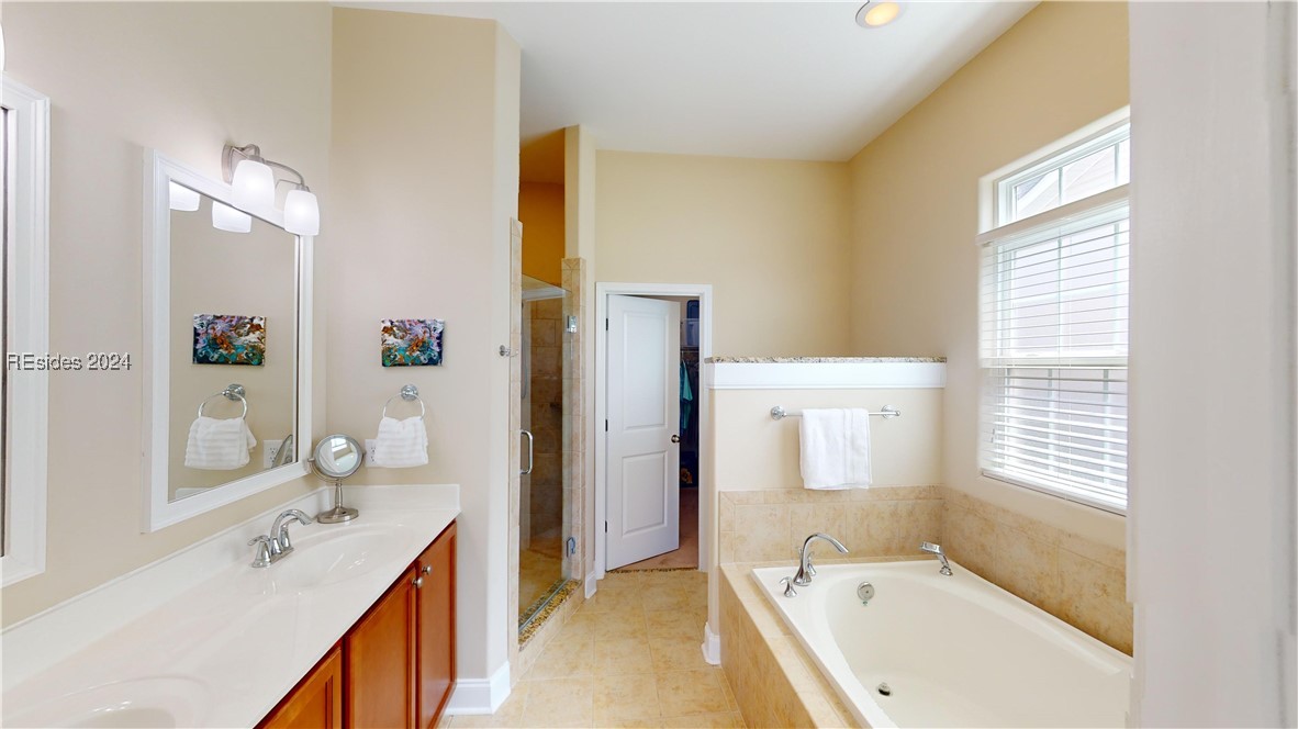 432 White Crescent Circle Property Photo 26