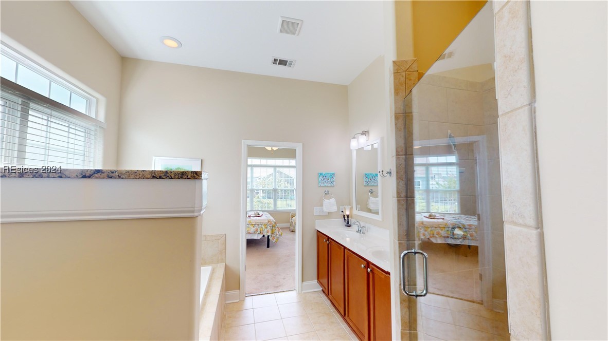 432 White Crescent Circle Property Photo 32