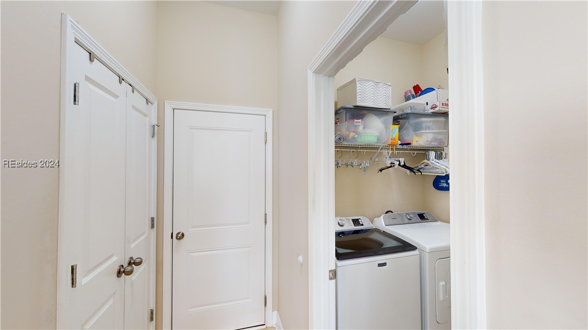 432 White Crescent Circle Property Photo 40