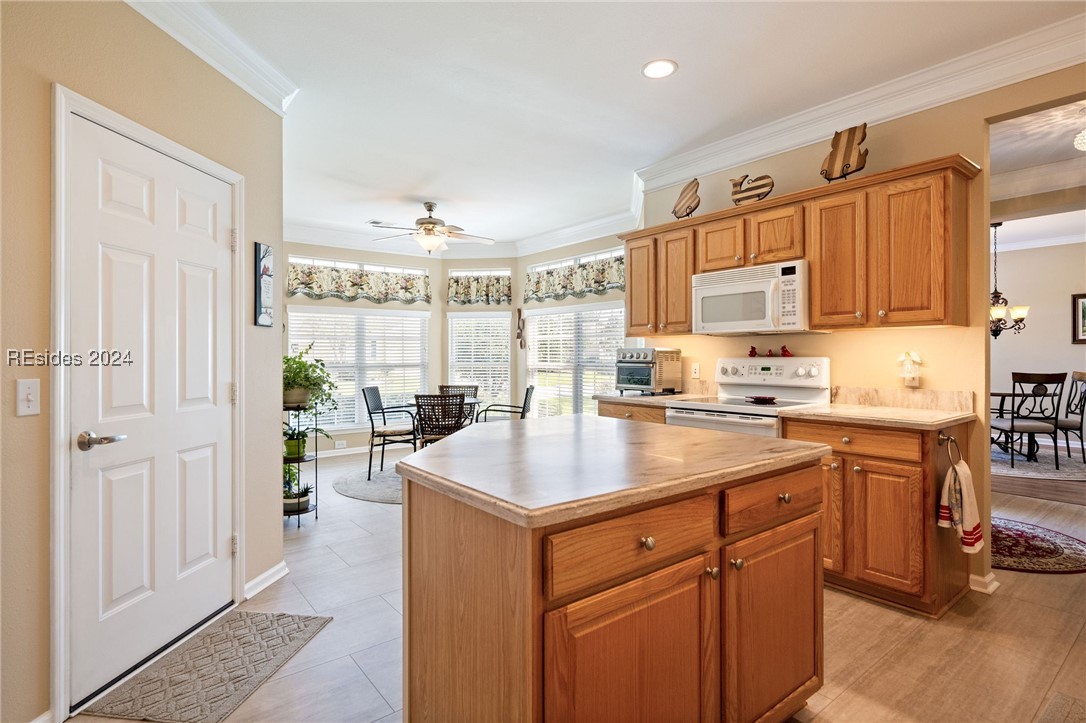 352 Landing Lane Property Photo 14