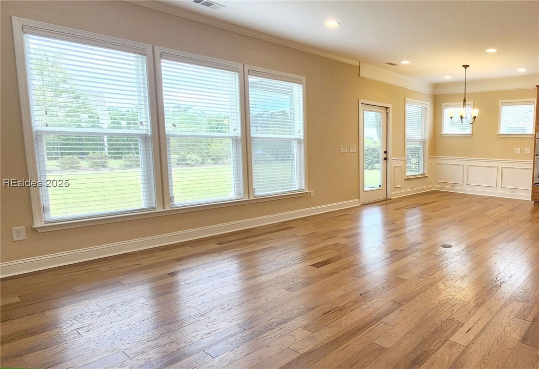 48 Heathrow Avenue Property Photo 5