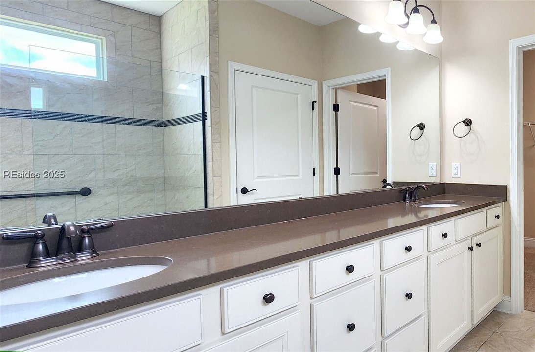 48 Heathrow Avenue Property Photo 17