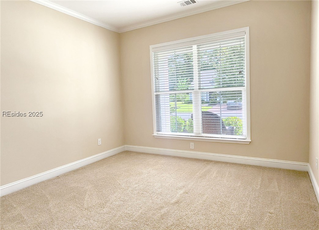 48 Heathrow Avenue Property Photo 18