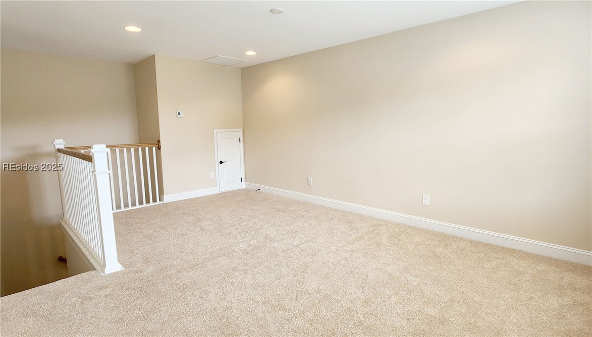 48 Heathrow Avenue Property Photo 22