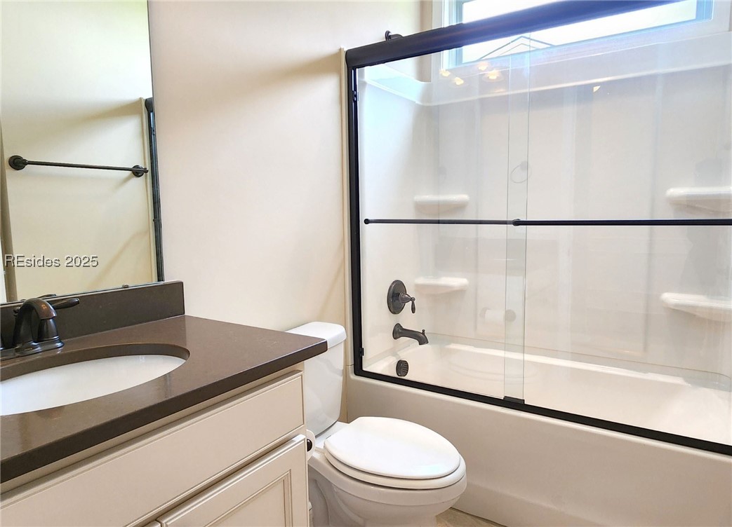 48 Heathrow Avenue Property Photo 24
