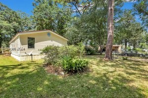 137 Thelma Drive Property Photo 3