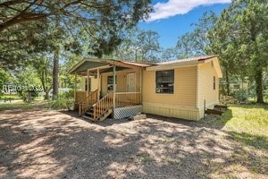 137 Thelma Drive Property Photo 14