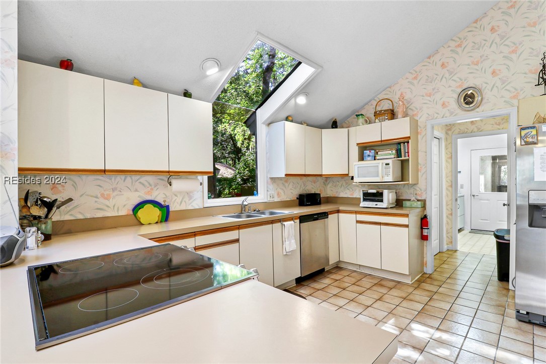 41 Gloucester Road Property Photo 17
